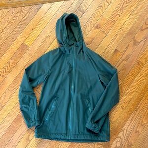 Lululemon small dark green light weight vented jacket